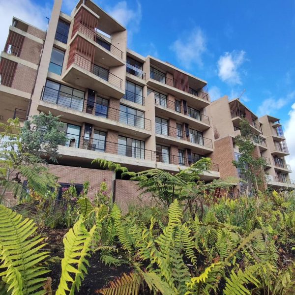 Adquisición de activos inmobiliarios-1